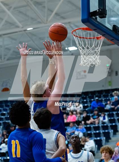 Thumbnail 2 in Sunnyvale vs Wills Point photogallery.