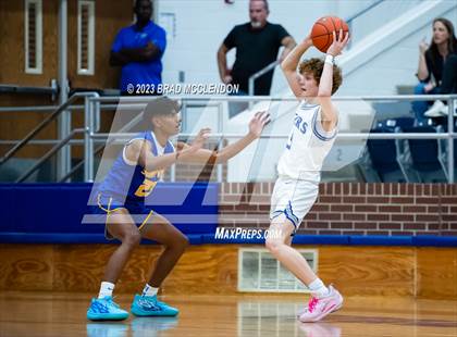 Thumbnail 2 in Sunnyvale vs Wills Point photogallery.