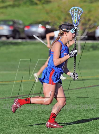 Thumbnail 3 in Blind Brook @ Keio photogallery.