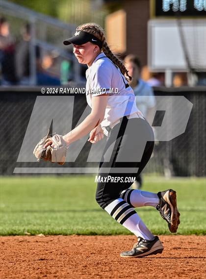 Thumbnail 1 in Shelbyville @ Mt. Vernon photogallery.