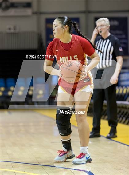 Thumbnail 1 in Half Moon Bay vs Mills (Santa Cruz Warriors NorCal Invitational) photogallery.