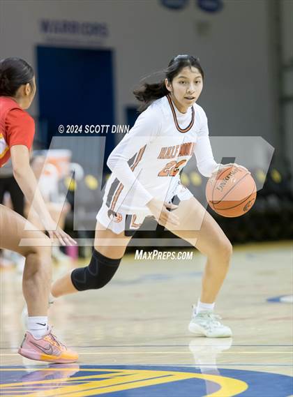 Thumbnail 2 in Half Moon Bay vs Mills (Santa Cruz Warriors NorCal Invitational) photogallery.