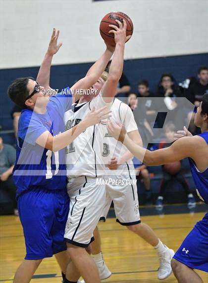 Thumbnail 3 in GV Christian vs Lake Mead Academy photogallery.