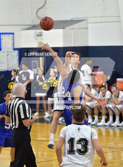 Thumbnail 2 in GV Christian vs Lake Mead Academy photogallery.