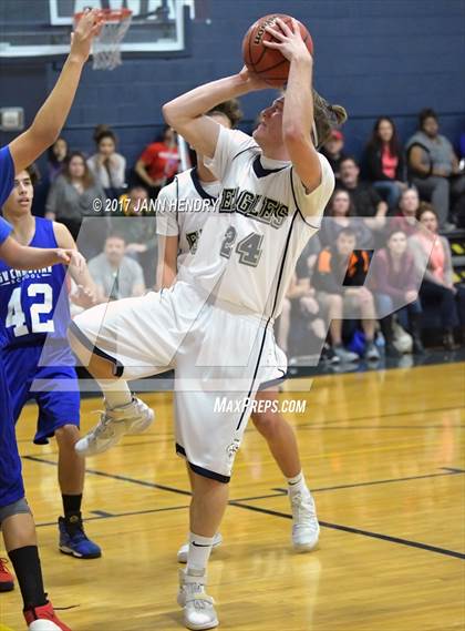 Thumbnail 3 in GV Christian vs Lake Mead Academy photogallery.