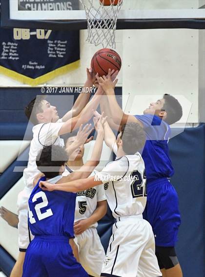 Thumbnail 3 in GV Christian vs Lake Mead Academy photogallery.