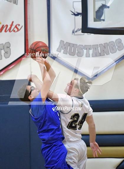 Thumbnail 1 in GV Christian vs Lake Mead Academy photogallery.