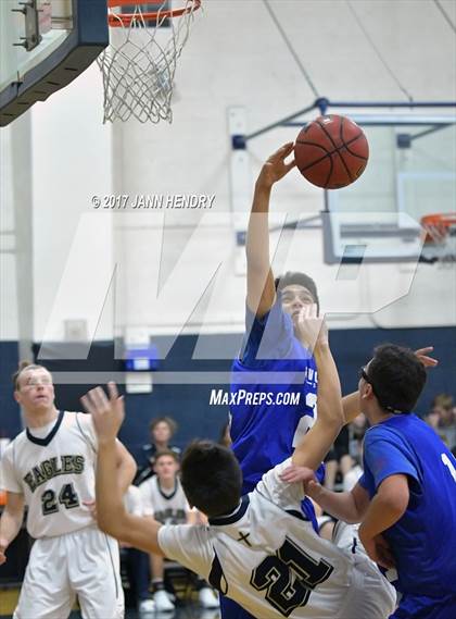 Thumbnail 2 in GV Christian vs Lake Mead Academy photogallery.