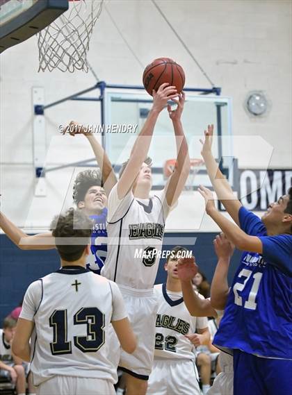 Thumbnail 3 in GV Christian vs Lake Mead Academy photogallery.