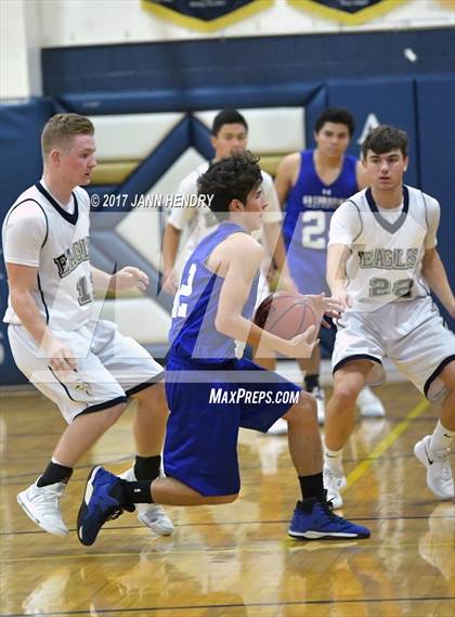 Thumbnail 3 in GV Christian vs Lake Mead Academy photogallery.