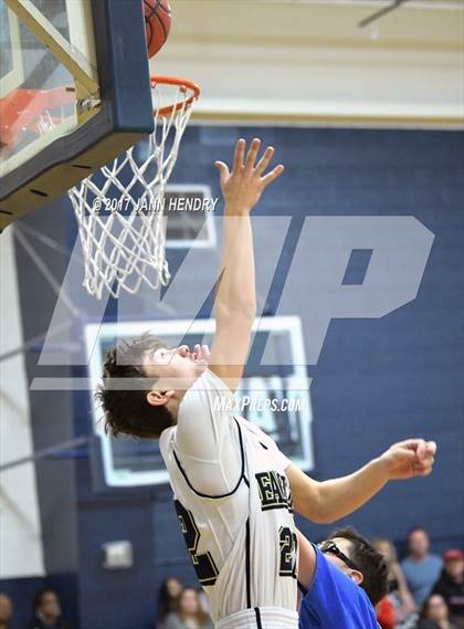 Thumbnail 2 in GV Christian vs Lake Mead Academy photogallery.