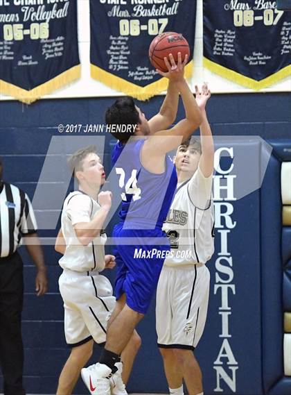 Thumbnail 3 in GV Christian vs Lake Mead Academy photogallery.