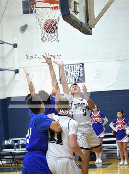 Thumbnail 1 in GV Christian vs Lake Mead Academy photogallery.