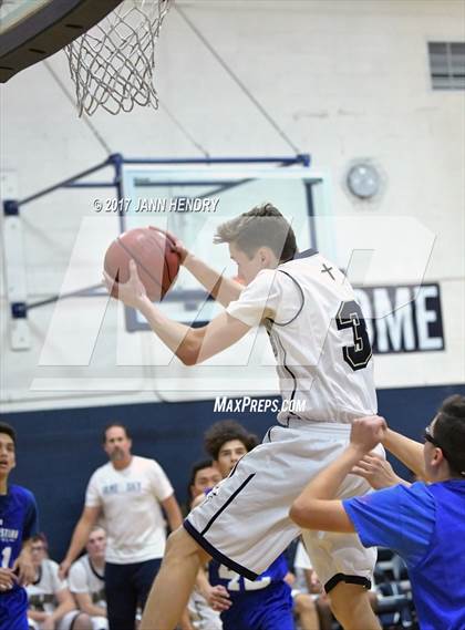 Thumbnail 1 in GV Christian vs Lake Mead Academy photogallery.