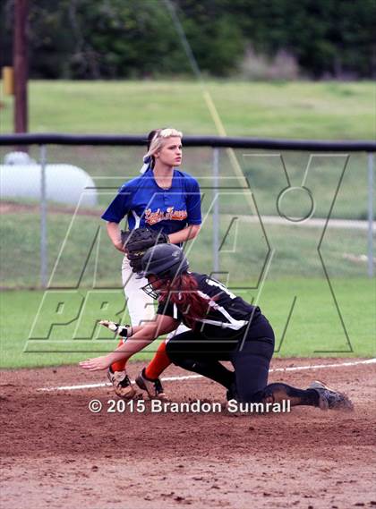 Thumbnail 2 in Isabella vs Chilton County (Mustang Invitational) photogallery.