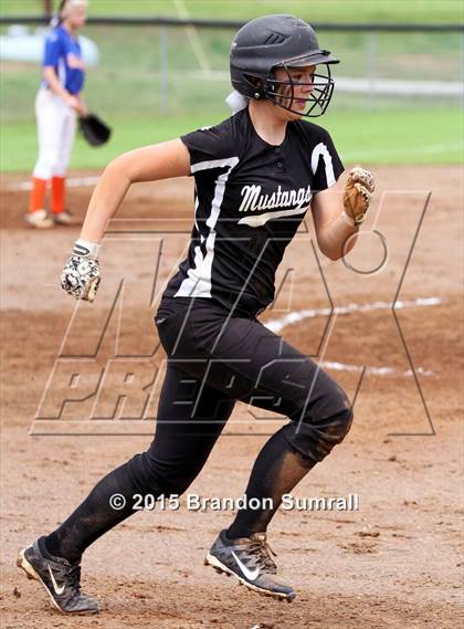 Thumbnail 3 in Isabella vs Chilton County (Mustang Invitational) photogallery.
