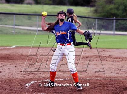 Thumbnail 1 in Isabella vs Chilton County (Mustang Invitational) photogallery.
