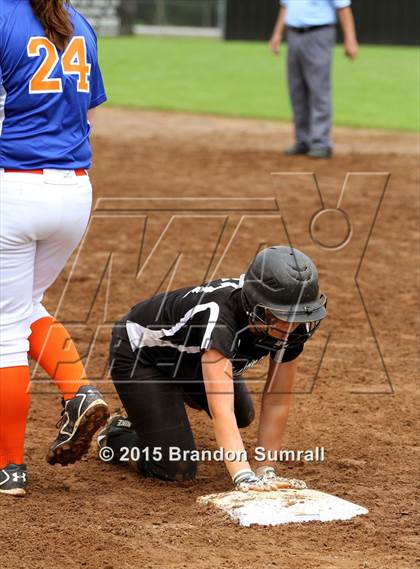 Thumbnail 1 in Isabella vs Chilton County (Mustang Invitational) photogallery.