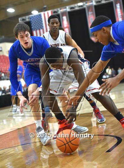 Thumbnail 2 in Findlay Prep vs. Bishop Gorman (Big City Challenge) photogallery.