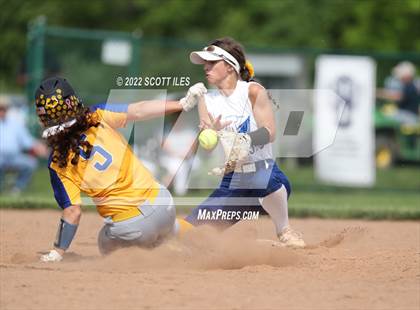 Thumbnail 1 in Olentangy Liberty vs. Lincoln (OHSAA D1 District Final) photogallery.