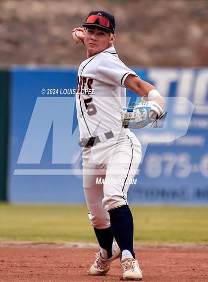 Thumbnail 3 in South El Monte vs. Oxford Academy (CIF SS DIV 7 Championship) photogallery.