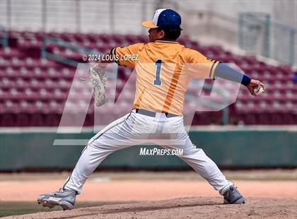 Thumbnail 3 in South El Monte vs. Oxford Academy (CIF SS DIV 7 Championship) photogallery.