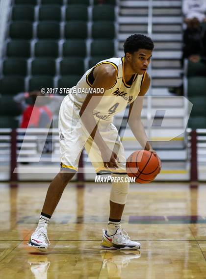 Thumbnail 2 in Westbury Christian vs South Miami (Allstate Sugar Bowl Classic) photogallery.