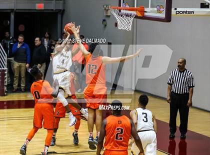 Thumbnail 1 in Westbury Christian vs South Miami (Allstate Sugar Bowl Classic) photogallery.