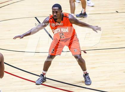 Thumbnail 2 in Westbury Christian vs South Miami (Allstate Sugar Bowl Classic) photogallery.