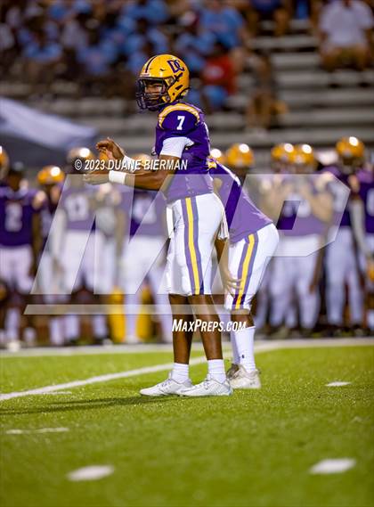 Thumbnail 3 in DeSoto Central vs. Germantown photogallery.