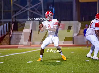 Thumbnail 3 in DeSoto Central vs. Germantown photogallery.