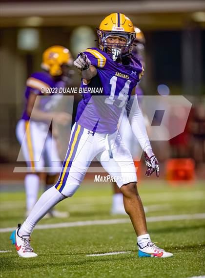 Thumbnail 2 in DeSoto Central vs. Germantown photogallery.