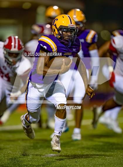 Thumbnail 3 in DeSoto Central vs. Germantown photogallery.