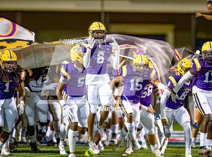Thumbnail 1 in DeSoto Central vs. Germantown photogallery.