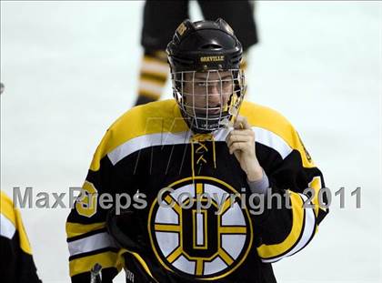 Thumbnail 1 in Oakville vs. SLUH photogallery.