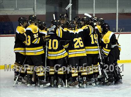 Thumbnail 2 in Oakville vs. SLUH photogallery.