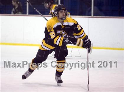 Thumbnail 2 in Oakville vs. SLUH photogallery.