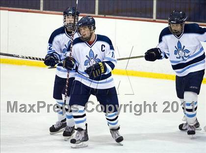 Thumbnail 1 in Oakville vs. SLUH photogallery.