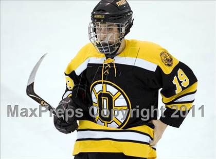 Thumbnail 1 in Oakville vs. SLUH photogallery.