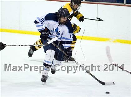 Thumbnail 1 in Oakville vs. SLUH photogallery.