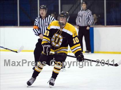 Thumbnail 2 in Oakville vs. SLUH photogallery.