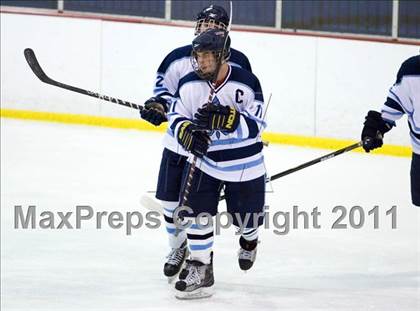 Thumbnail 2 in Oakville vs. SLUH photogallery.