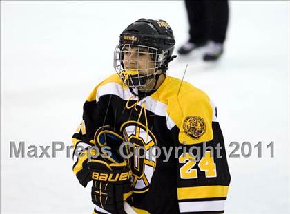Thumbnail 1 in Oakville vs. SLUH photogallery.