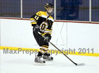 Thumbnail 2 in Oakville vs. SLUH photogallery.