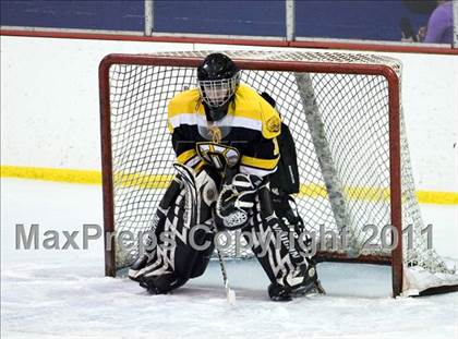 Thumbnail 1 in Oakville vs. SLUH photogallery.