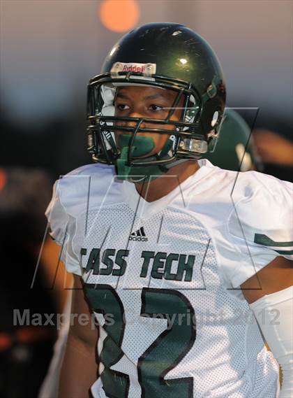 Thumbnail 1 in Cass Tech vs Brother Rice (Prep Kickoff Classic) photogallery.