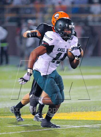 Thumbnail 1 in Cass Tech vs Brother Rice (Prep Kickoff Classic) photogallery.