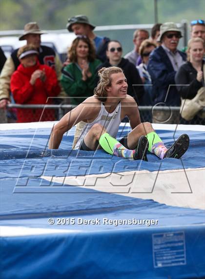 Thumbnail 1 in CHSAA 4A/5A Track and Field Championships (Day 3) photogallery.