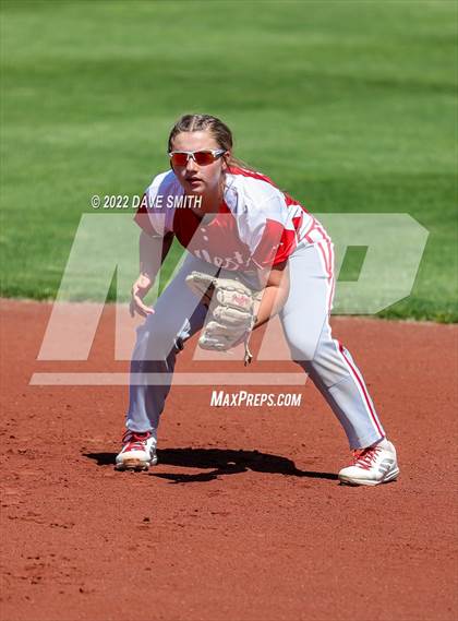Thumbnail 3 in Davenport West vs Liberty (Varsity Classic) photogallery.