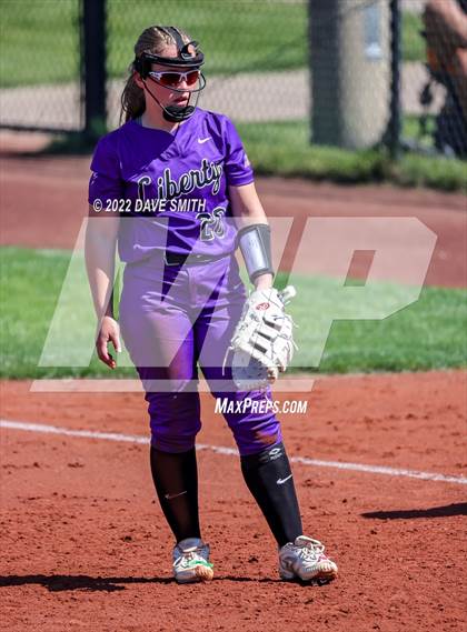 Thumbnail 2 in Davenport West vs Liberty (Varsity Classic) photogallery.